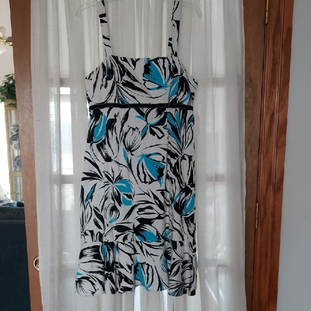 Stylish Black and Blue Floral Dress